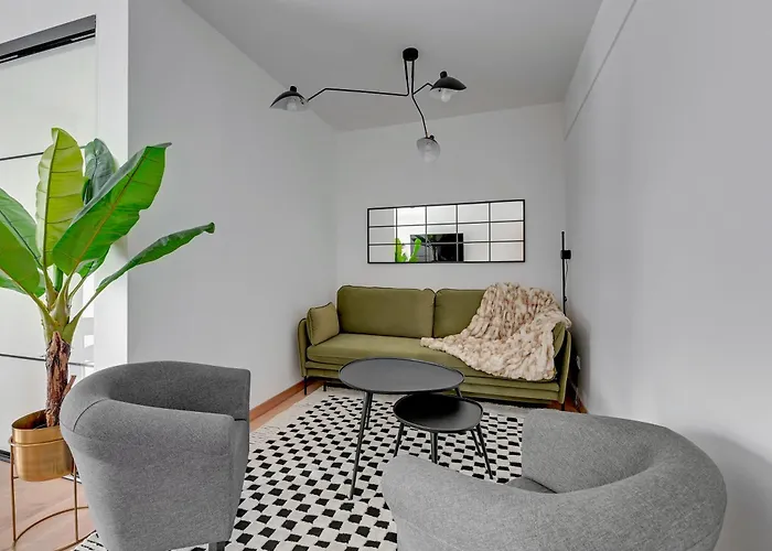 Lion Apartments - Palm Beach With Parking